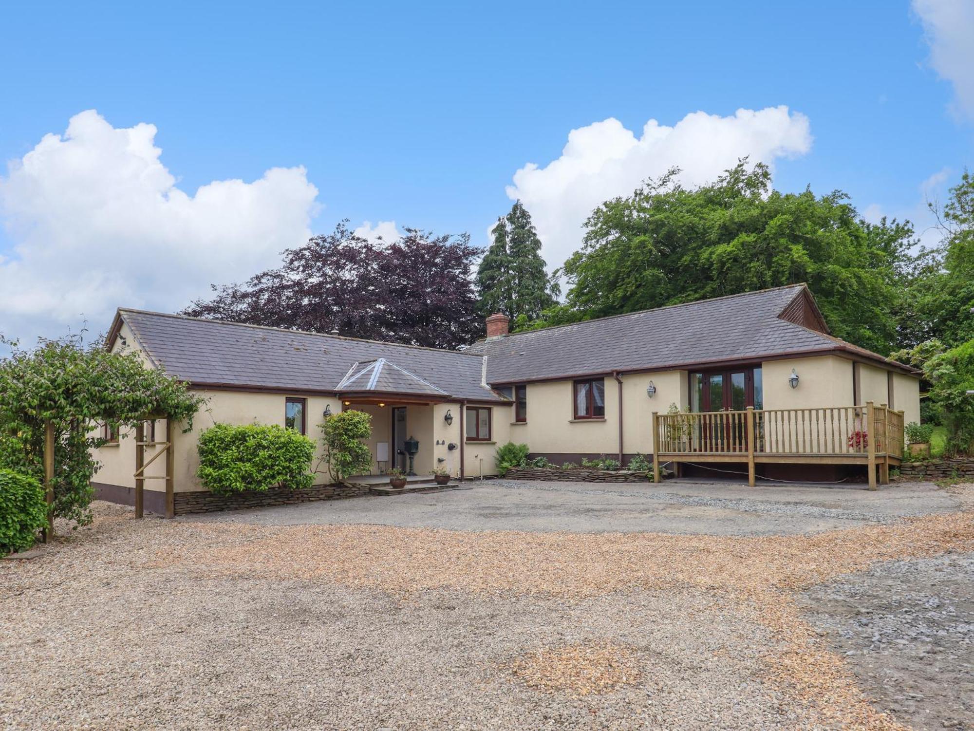 Hole Park Villa Holsworthy Bagian luar foto