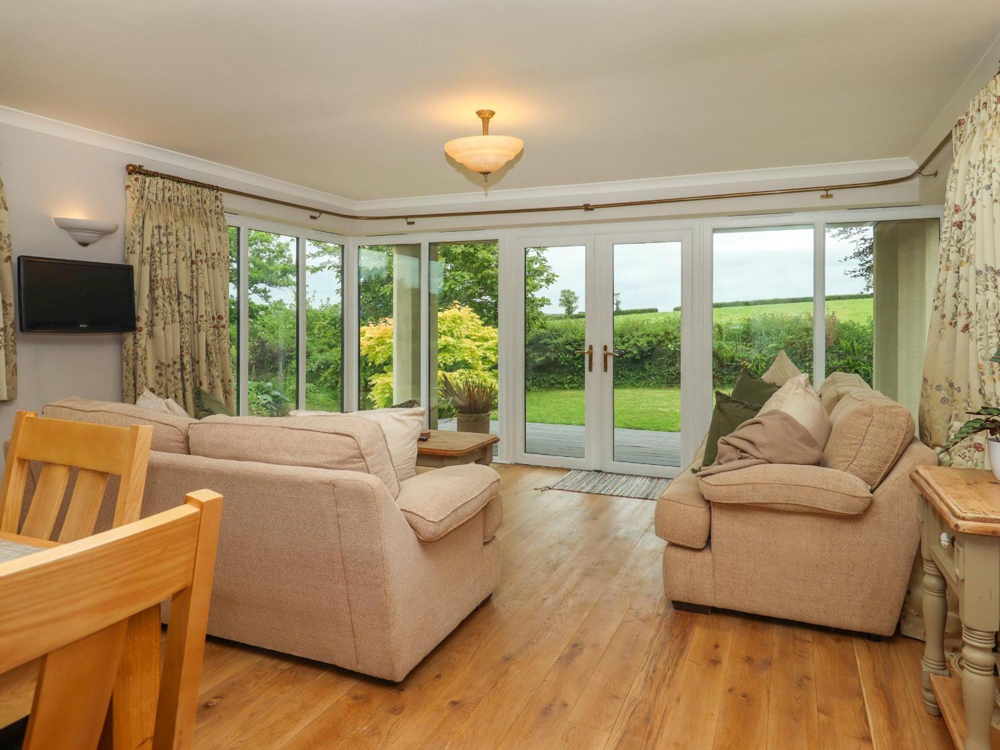 Hole Park Villa Holsworthy Bagian luar foto