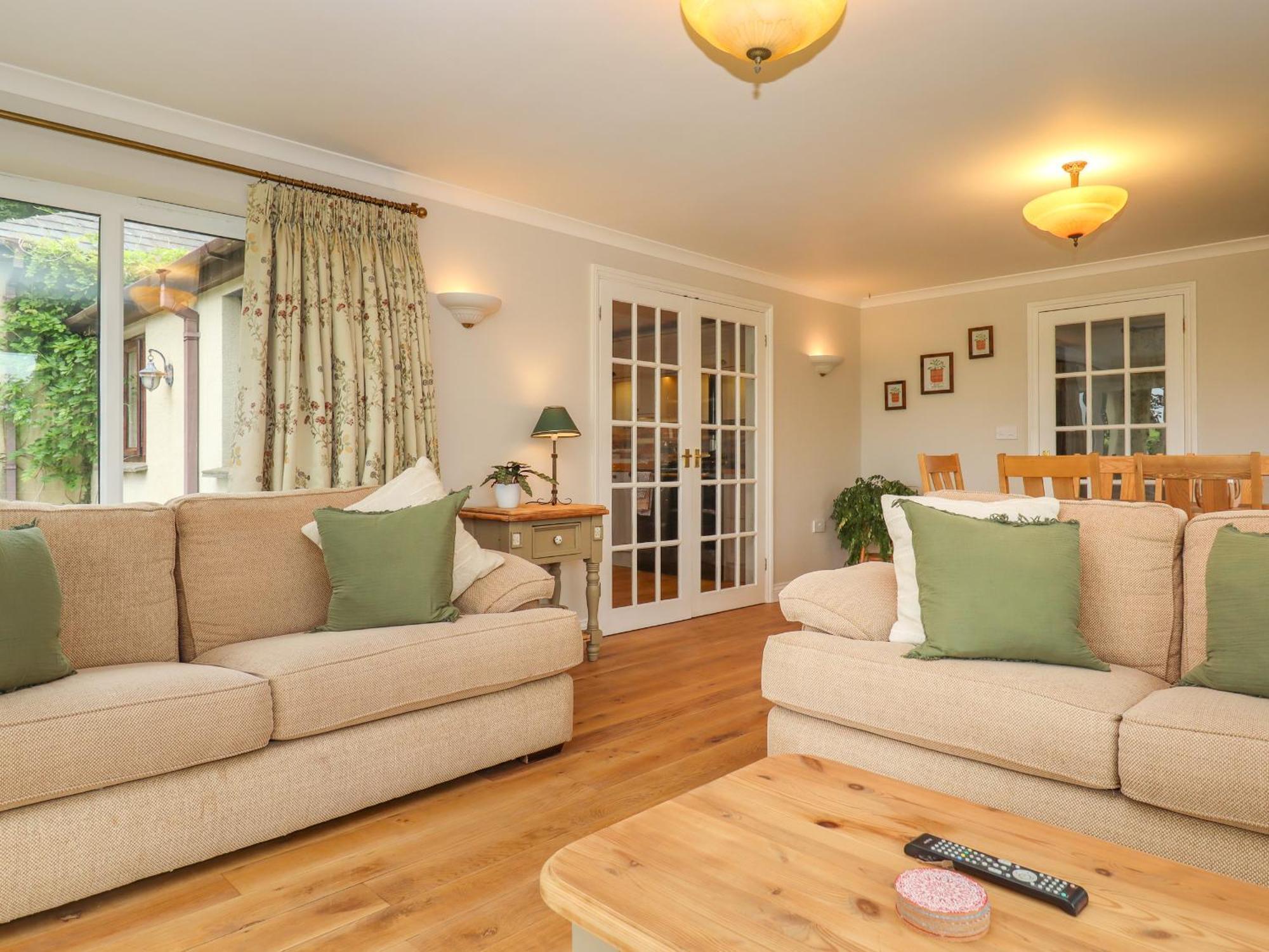 Hole Park Villa Holsworthy Bagian luar foto